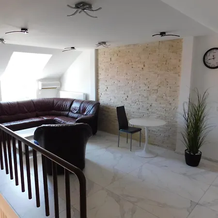 Veroland Magánszálláshely Aparthotel