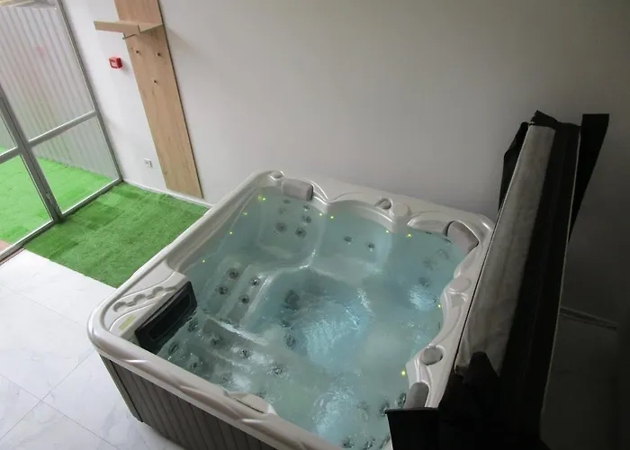 Veroland Magánszálláshely Aparthotel 3*