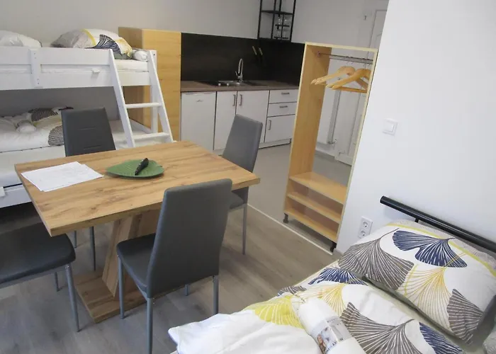 Veroland Maganszallashely Lejlighedshotel Hódmezővásárhely