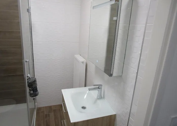 Veroland Maganszallashely Lejlighedshotel 3*